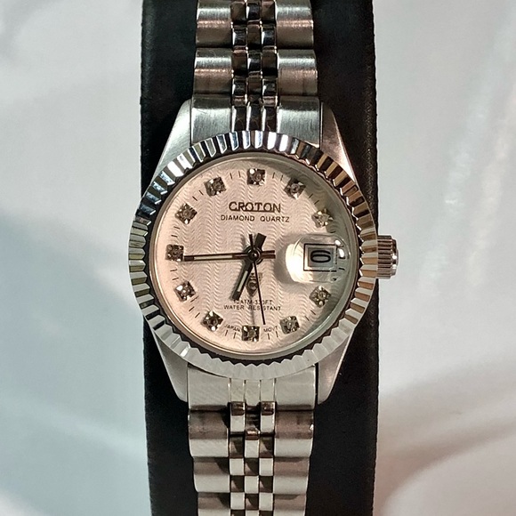 {SOLD} - Picture 5 of 7